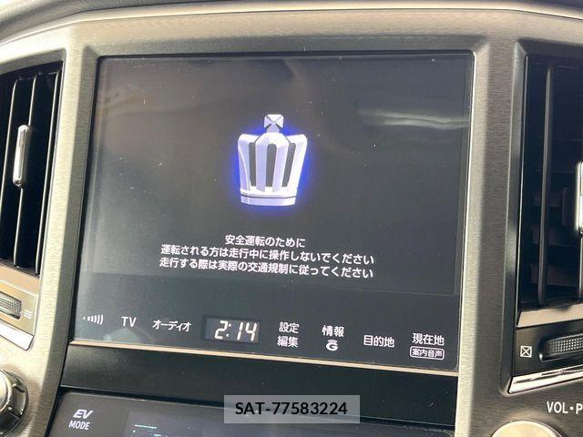 Toyota CROWN SEDAN 2014-02 7271750-2