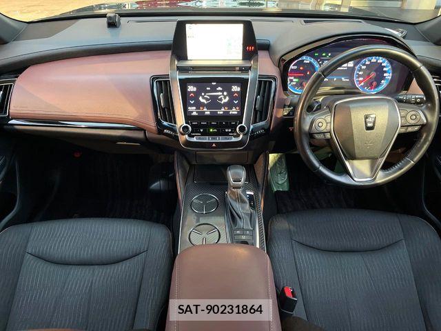 Toyota CROWN SEDAN 2018-12 7271744-1