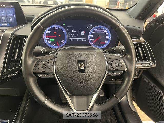 Toyota CROWN SEDAN 2020-04 7271746-9