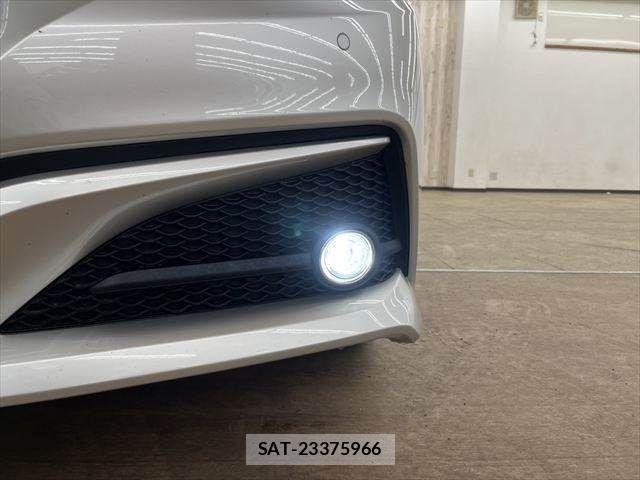 Toyota CROWN SEDAN 2020-04 7271746-11
