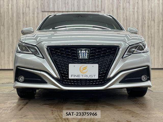 Toyota CROWN SEDAN 2020-04 7271746-13