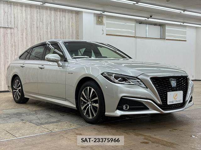 Toyota CROWN SEDAN 2020-04 7271746-14