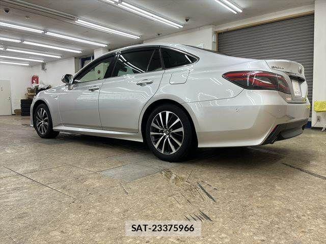 Toyota CROWN SEDAN 2020-04 7271746-18