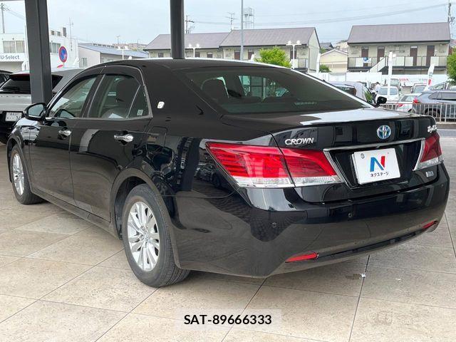 Toyota CROWN SEDAN 2015-06 7271747-16