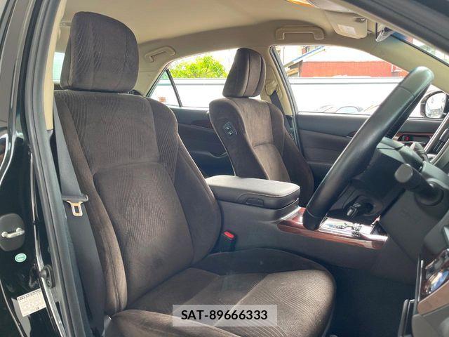 Toyota CROWN SEDAN 2015-06 7271747-7