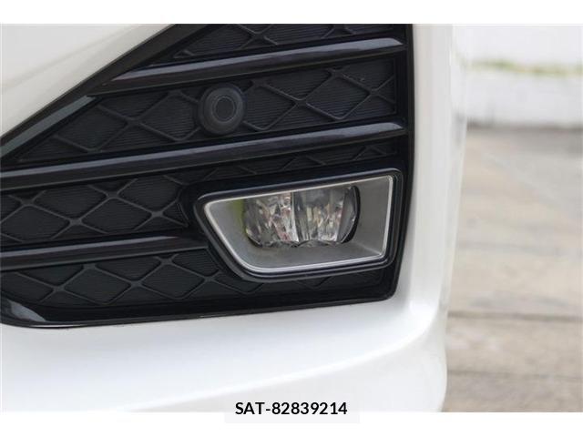 Toyota CROWN SEDAN 2016-08 7326405-21
