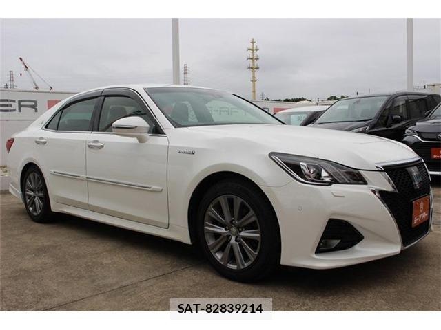 Toyota CROWN SEDAN 2016-08 7326405-6