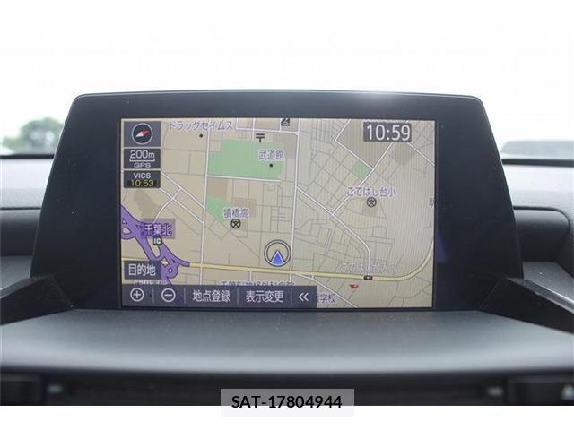 Toyota CROWN SEDAN 2019-07 7326403-1