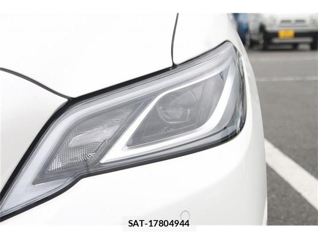 Toyota CROWN SEDAN 2019-07 7326403-25