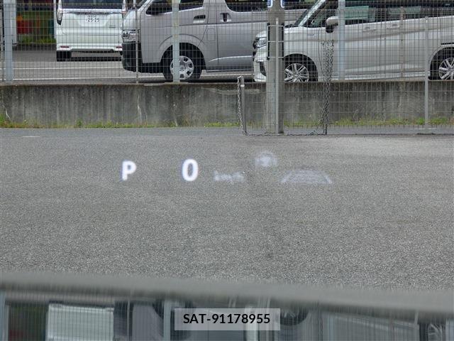 Toyota CROWN SEDAN 2024-08 7326386-13