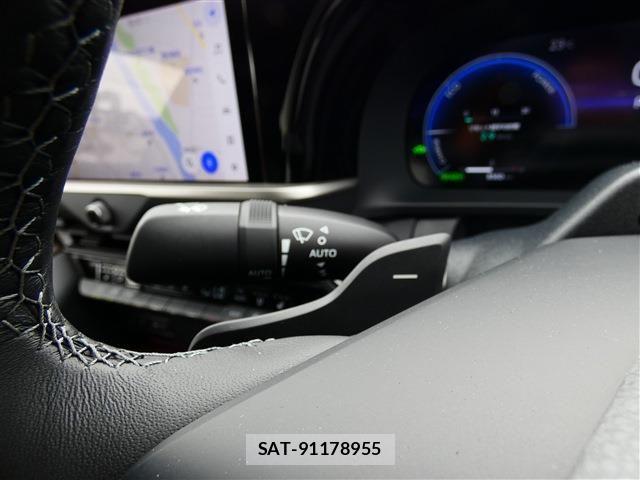 Toyota CROWN SEDAN 2024-08 7326386-15