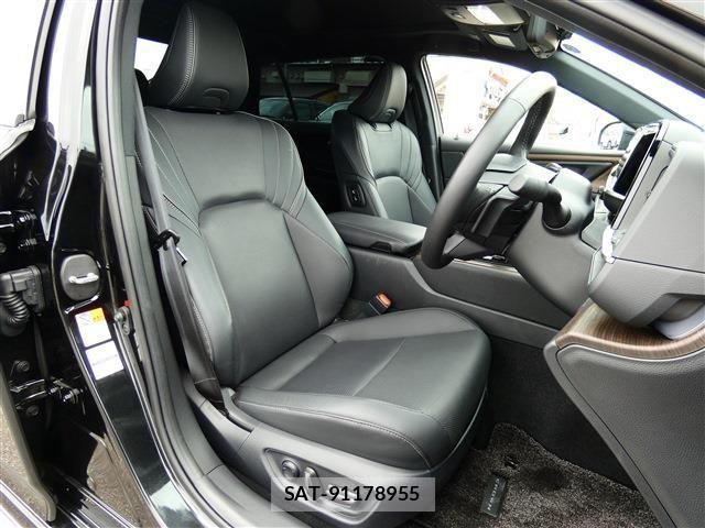 Toyota CROWN SEDAN 2024-08 7326386-26
