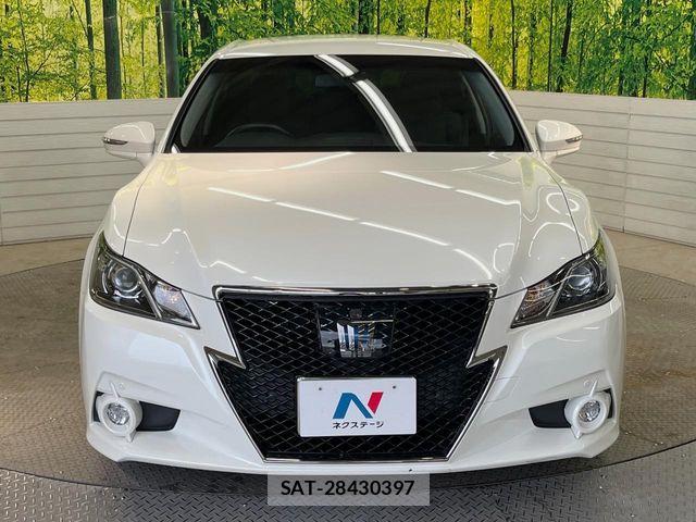 Toyota CROWN SEDAN 2014-07 7326402-13