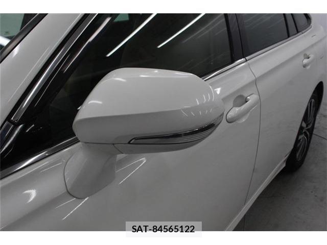 Toyota CROWN SEDAN 2018-10 7326406-16