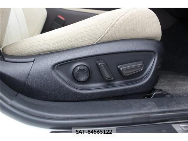Toyota CROWN SEDAN 2018-10 7326406-27