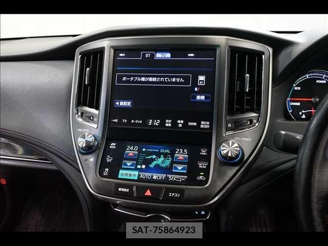 Toyota CROWN SEDAN 2013-04 7326409-10