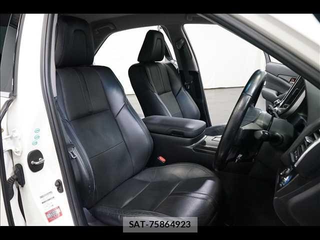 Toyota CROWN SEDAN 2013-04 7326409-16
