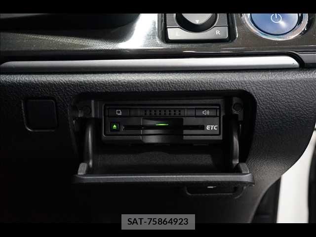 Toyota CROWN SEDAN 2013-04 7326409-6