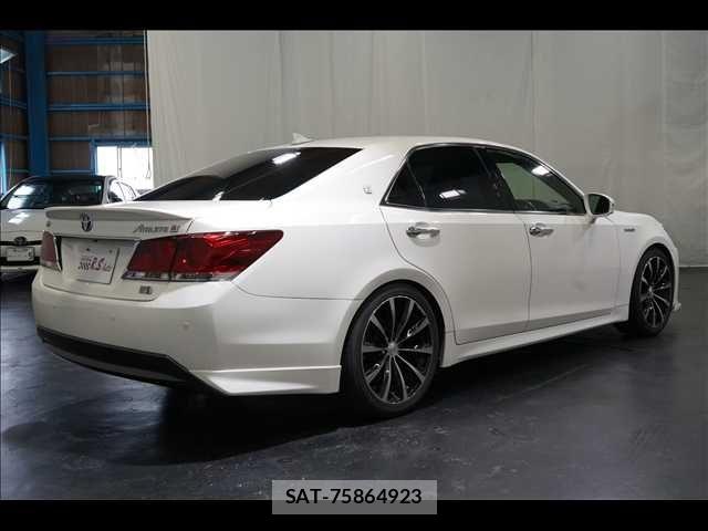 Toyota CROWN SEDAN 2013-04 7326409-8