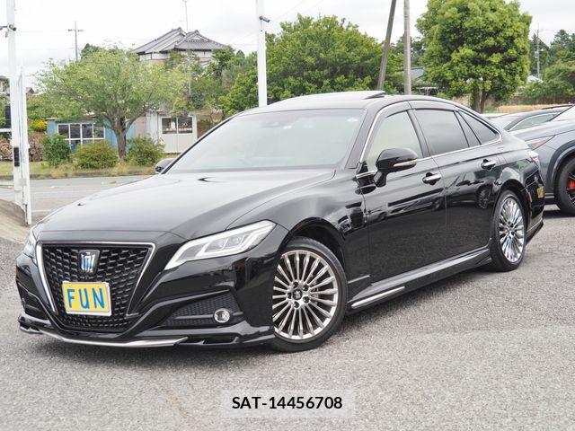 Toyota CROWN SEDAN 2022-03 7326385-0