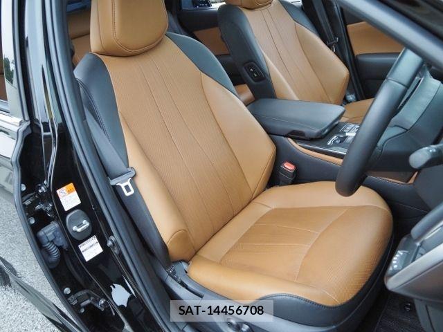 Toyota CROWN SEDAN 2022-03 7326385-11