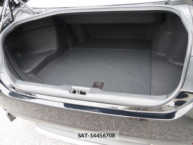 Toyota CROWN SEDAN 2022-03 7326385-15