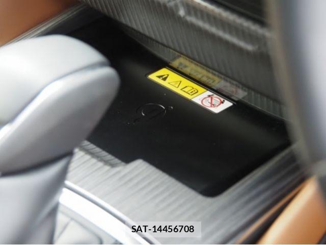 Toyota CROWN SEDAN 2022-03 7326385-27