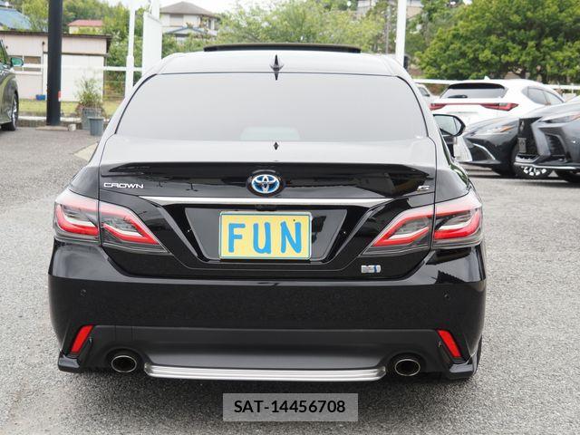 Toyota CROWN SEDAN 2022-03 7326385-6