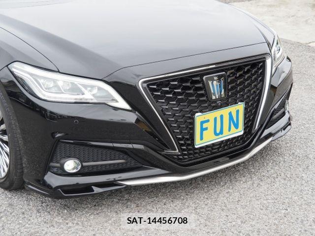 Toyota CROWN SEDAN 2022-03 7326385-7