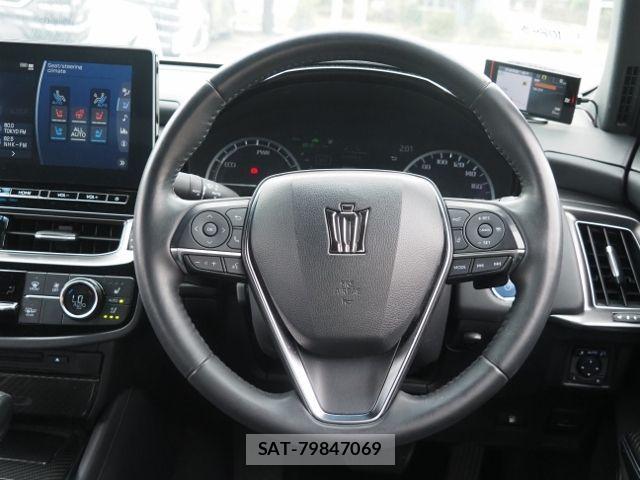 Toyota CROWN SEDAN 2021-04 7326384-14