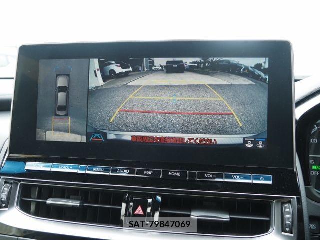 Toyota CROWN SEDAN 2021-04 7326384-16
