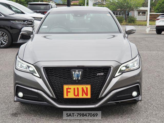 Toyota CROWN SEDAN 2021-04 7326384-1