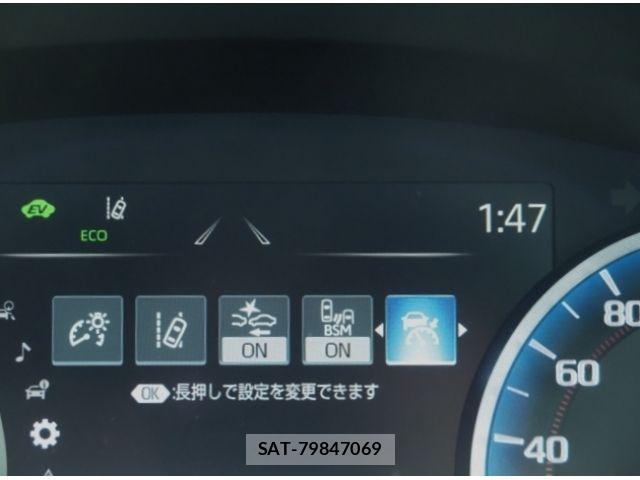Toyota CROWN SEDAN 2021-04 7326384-24