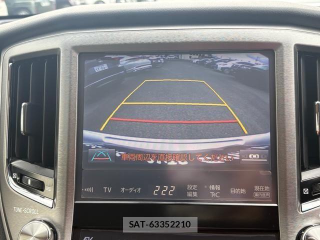 Toyota CROWN SEDAN 2018-10 7326388-21