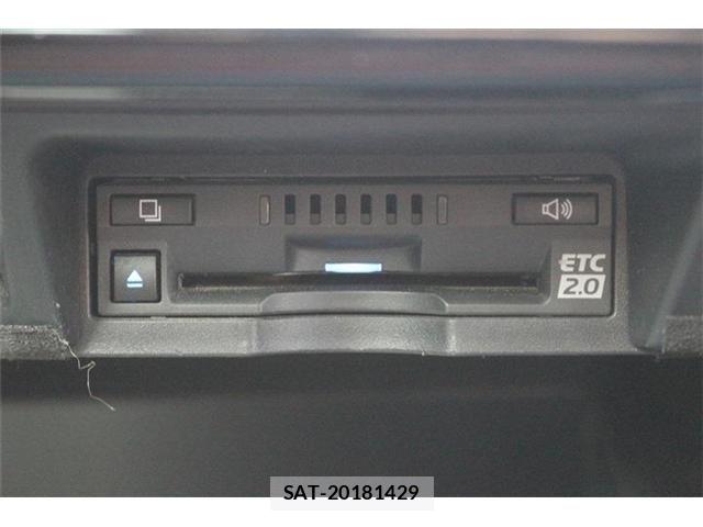 Toyota CROWN SEDAN 2018-06 7326399-5