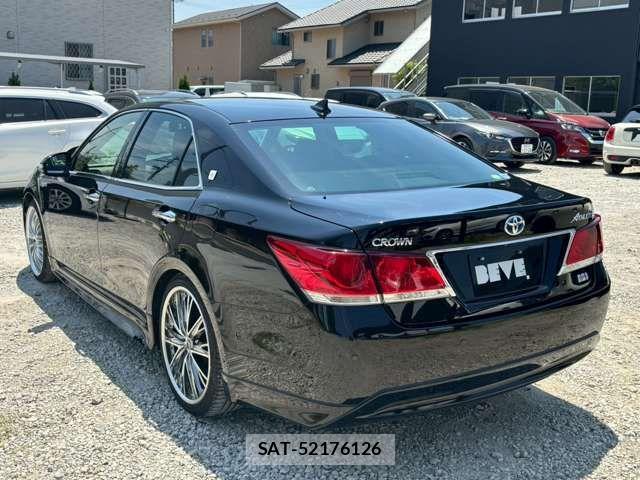 Toyota CROWN SEDAN 2013-03 7326413-18
