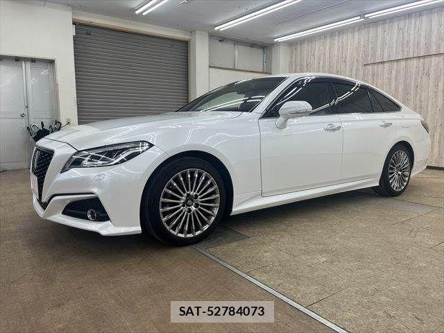 Toyota CROWN SEDAN 2021-02 7326401-20