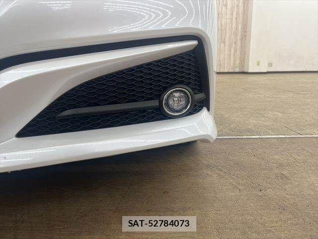 Toyota CROWN SEDAN 2021-02 7326401-22