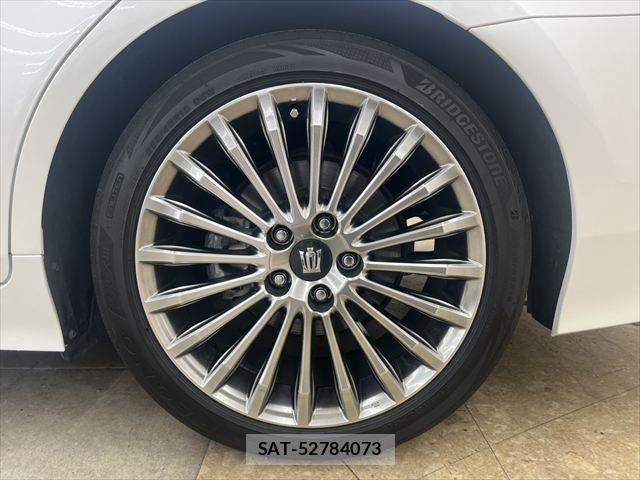 Toyota CROWN SEDAN 2021-02 7326401-29