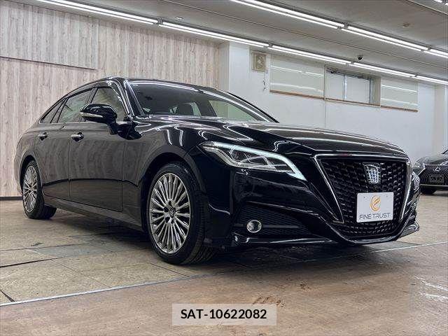 Toyota CROWN SEDAN 2021-01 7326392-13