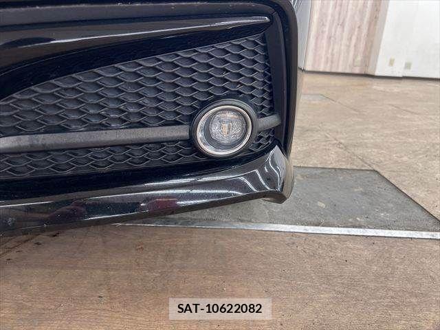 Toyota CROWN SEDAN 2021-01 7326392-20