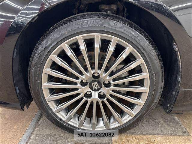 Toyota CROWN SEDAN 2021-01 7326392-27