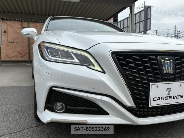 Toyota CROWN SEDAN 2021-03 7326393-9