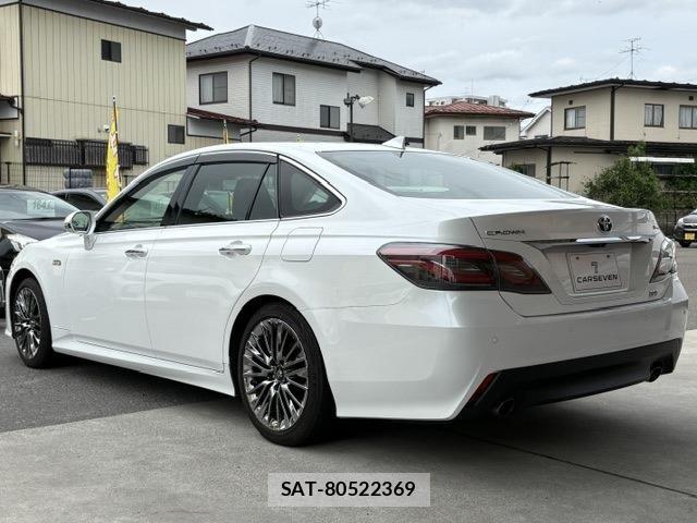 Toyota CROWN SEDAN 2021-03 7326393-6