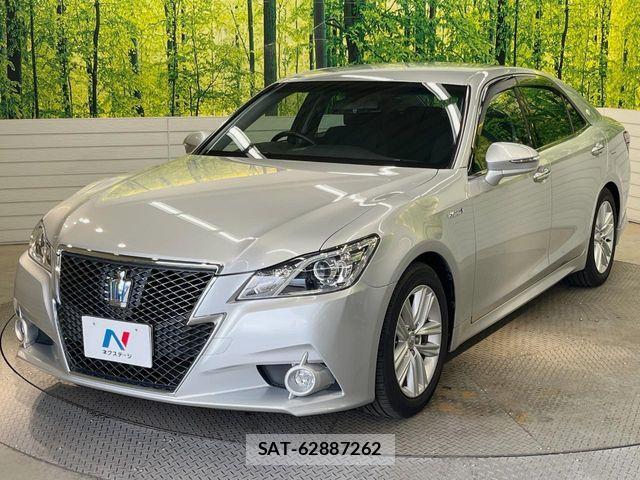 Toyota CROWN SEDAN 2013-09 7326407-15