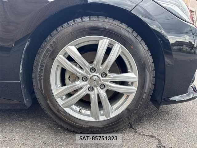 Toyota CROWN SEDAN 2019-04 7326395-13