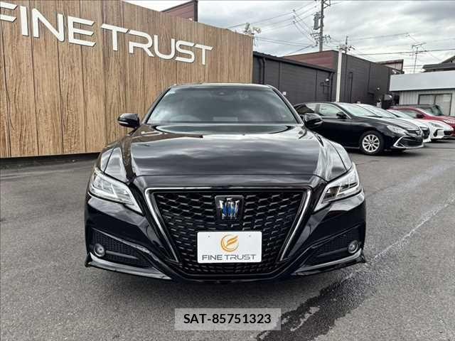 Toyota CROWN SEDAN 2019-04 7326395-15