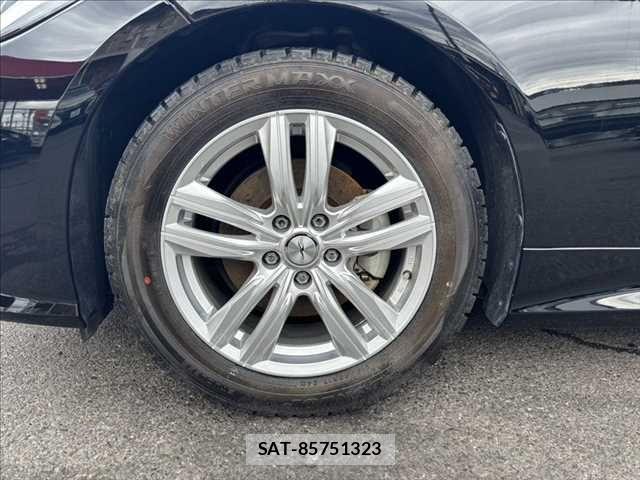 Toyota CROWN SEDAN 2019-04 7326395-29