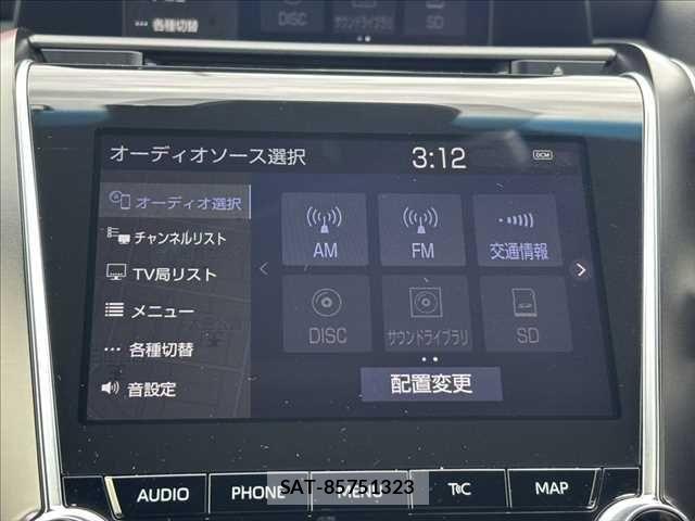 Toyota CROWN SEDAN 2019-04 7326395-5