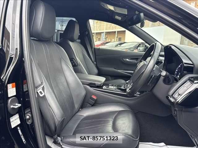 Toyota CROWN SEDAN 2019-04 7326395-7